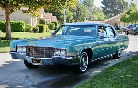 1969 Cadillac Fleetwood Brougham VIN: P9261616 - CLASSIC.COM