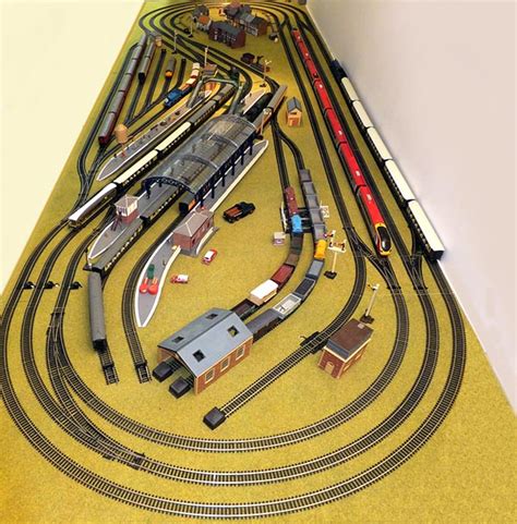 HORNBY Digital Train Set HL10 Large Layout - Multi Track with Train A ...