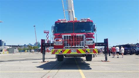 Fire Truck Firefighting Aerial Apparatus in Toronto Editorial Stock ...