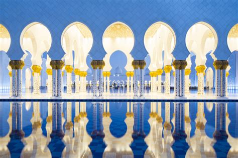 Sheikh Zayed Grand Mosque in Abu Dhabi celebrates art and architecture