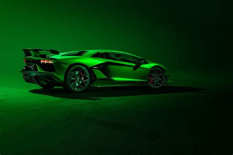 Green Lamborghini Aventador Wallpapers - Top Free Green Lamborghini ...