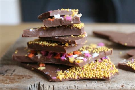 Bonfire Night Desserts: Firework Chocolate Bark - Crafts on Sea