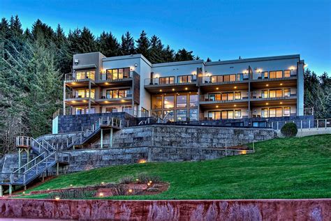 Whale Cove Inn - UPDATED Prices, Reviews & Photos (Depoe Bay, OR ...