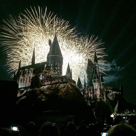 The Wizarding World of Harry Potter Premiere - Pyro Spectaculars by Souza