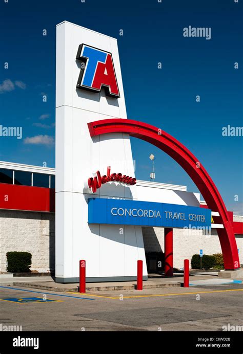 Gas station america hi-res stock photography and images - Alamy