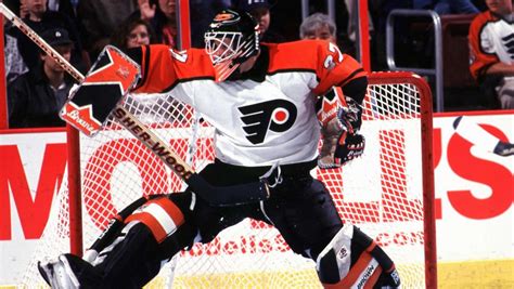 Remeber this guy? Ron Hextall, only goalie with scoring 2 goals as a ...