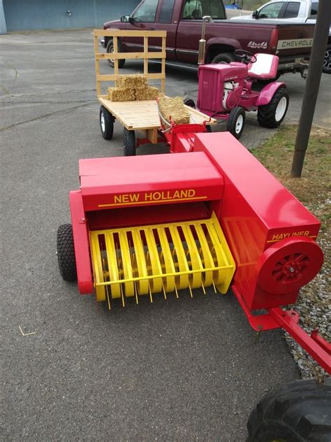 Pin by Steve Still Sr. on Hay balers | Tractor idea, Farm toy display ...