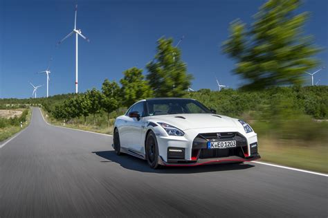 UK Drive: The 592bhp Nissan GT-R Nismo is the ultimate R35 | Express & Star