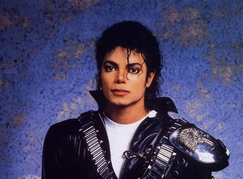 Recreate Michael Jackson AI Voice for Commemorating