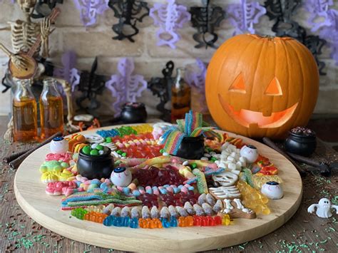 Halloween Party Platter - Fast and Easy