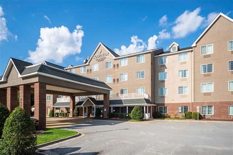 COUNTRY INN & SUITES BY RADISSON, ROCKY MOUNT, NC $81 ($̶1̶0̶6̶ ...