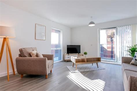 Beautiful collection of student apartments in Manchester with outdoor ...