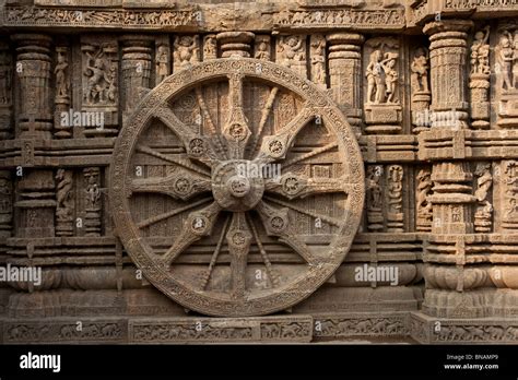 Konark Sun temple Wheel Stock Photo - Alamy