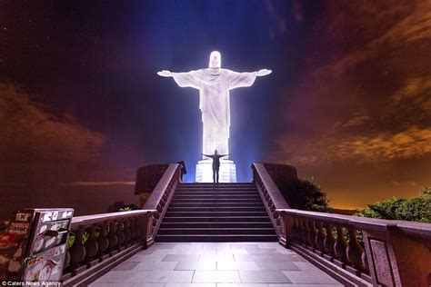 15 Awe-Inspiring Photos of 'Christ The Redeemer' Statue In Rio