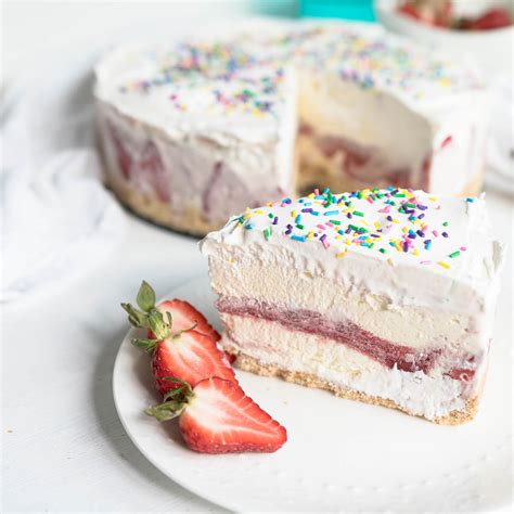 Strawberry Vanilla Ice Cream Cake | The Infinebalance Food Blog