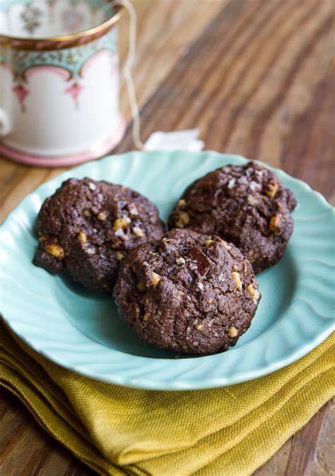 Recipe: Dark Chocolate Walnut Cookies | Kitchn