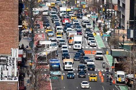 NYC's traffic congestion threatens push to reopen