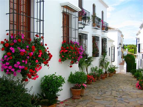 Explore Charming & Quaint Streets Around Spain - Hidden Gems