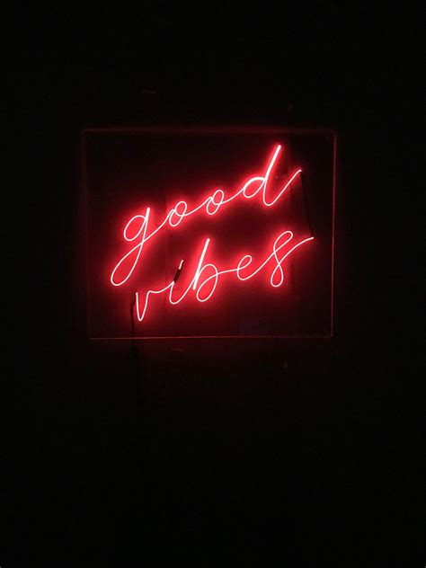 Good Vibes Neon Sign 18 in X 15 in Custom Handmade - Etsy | Fond d ...