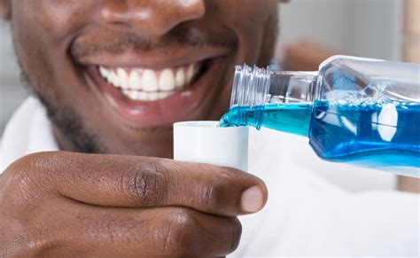 Does Mouthwash Work to Eliminate Bad Breath? | SmartMouth