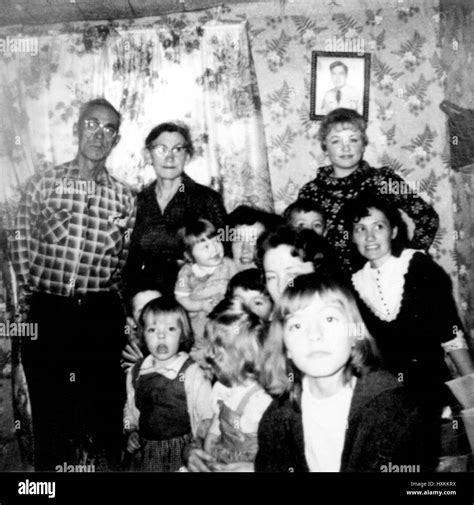 Photograph of Dolly Parton (upper right in the back) and family at ...