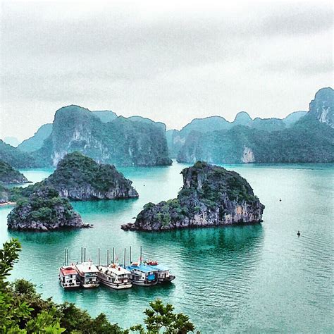 Halong Bay cruise Best tips for visiting Halong Bay.