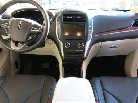 2015 Lincoln MKC: 95 Interior Photos | U.S. News