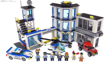 LEGO City 2017 Police Station review 👮 60141 - YouTube