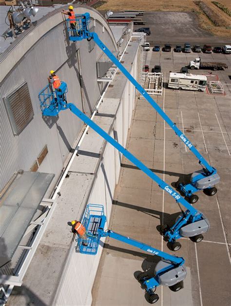 40' Telescoping Boom Lift Rentals - Philadelphia, PA | Diamond Rentals