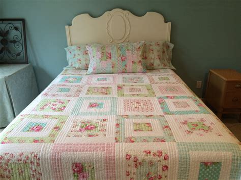 Shabby Chic Quilt MADE TO ORDER Tanya by comfortandjoyfabrics