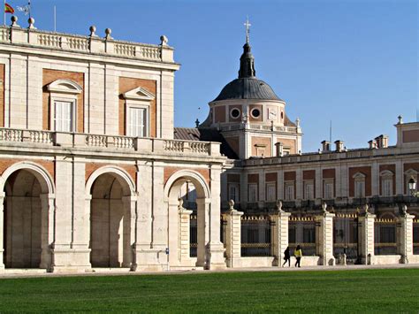 A Royal Palace and Gardens in a Royal City - Aranjuez, Spain - MilesGeek ️