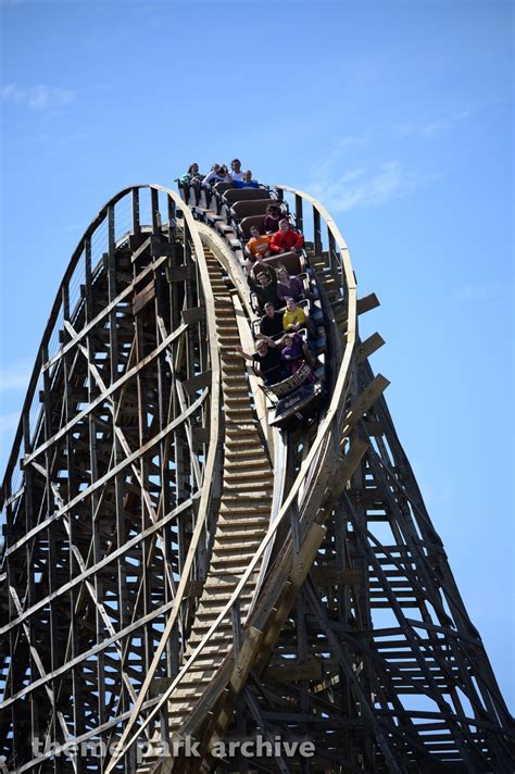 Thunderhead at Dollywood | Theme Park Archive