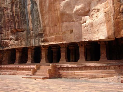 Badami Cave Temples | Wondermondo