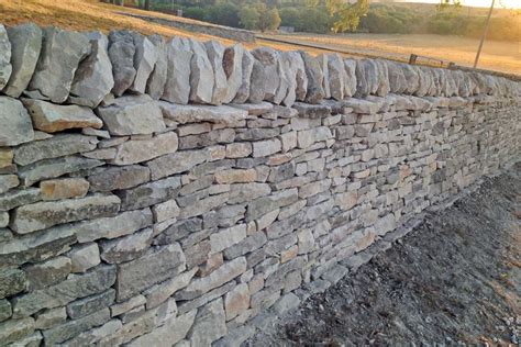 Drystone Masonry: The Craft of Traditional Drystone Stonework ...