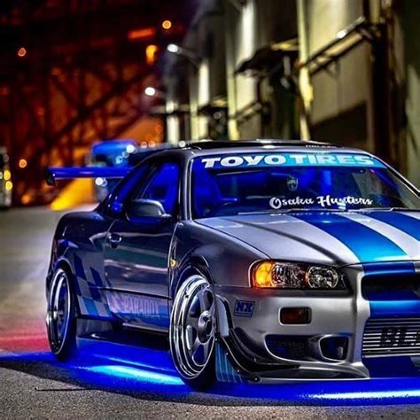 nissan skyline gtr r34 - Pippa Clark