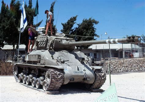 Israeli M-51 Super Sherman Tank | On display in a Jerusalem … | Flickr