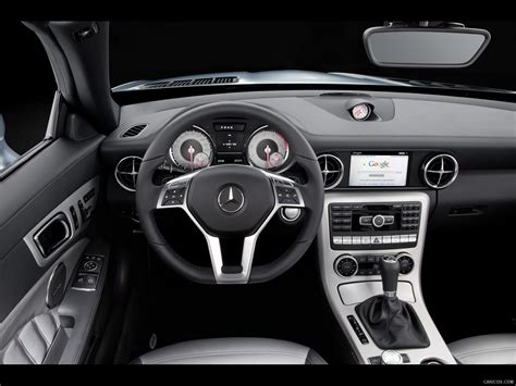 Mercedes-Benz SLK (2012) - Interior | Caricos