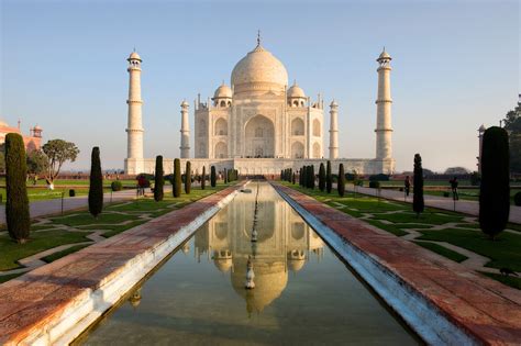 Taj Mahal : Le mausolée de marbre blanc