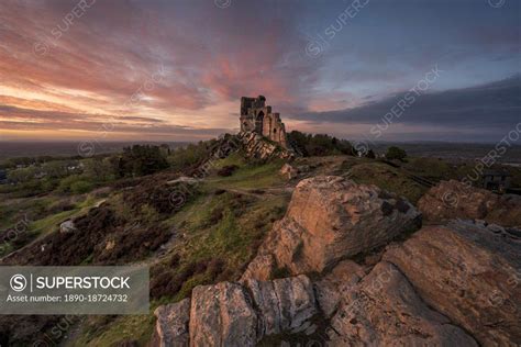 The Castle Folly at Mow Cop with amazing sky, Mow Cop, Cheshire ...