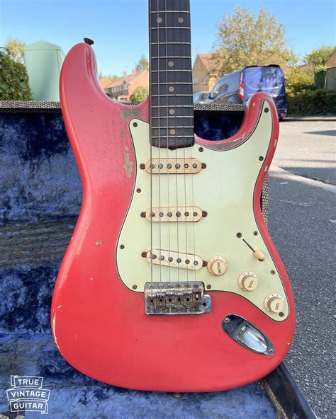 Fender Stratocaster 1962 Fiesta Red – True Vintage Guitar - Just The Tone