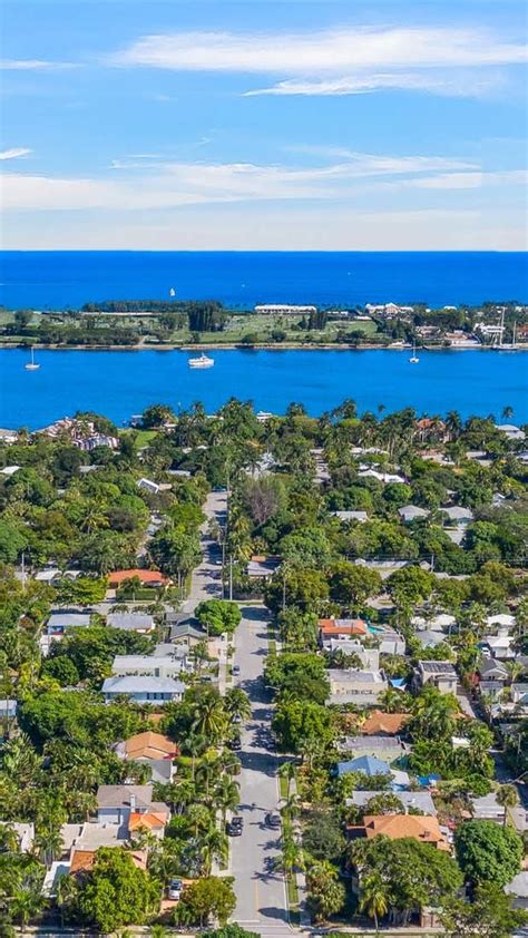 Palm Beach Waterfront Homes