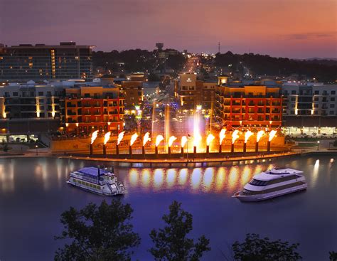 Your Guide For the Top 6 Shopping Destinations in Branson, Missouri