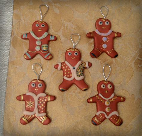 Chez Maximka: Gingerbread men Christmas tree decorations