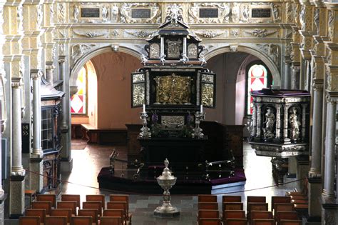 Frederiksborg Castle. Chapel: altarpiece and pulpit | Castle, House ...