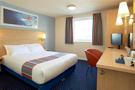 Travelodge Caterham Whyteleafe hotel | englandrover.com