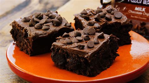 HERSHEY'S Triple Chocolate Brownies | Recipes