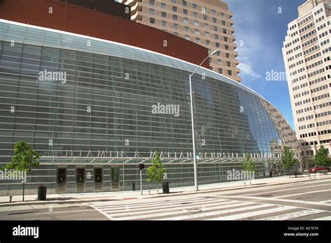 Schuster center dayton hi-res stock photography and images - Alamy