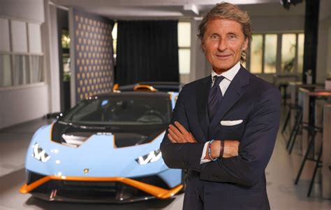 Lamborghini to bid farewell to pure combustion cars this year ...