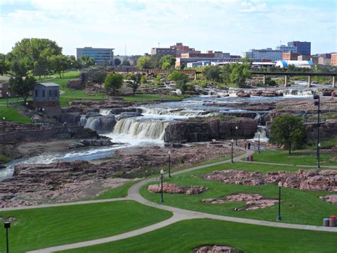 South Dakota Road Trip 2015: Falls Park in Sioux Falls