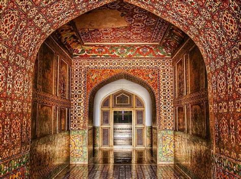 Mughal Architecture - Boris Ellison